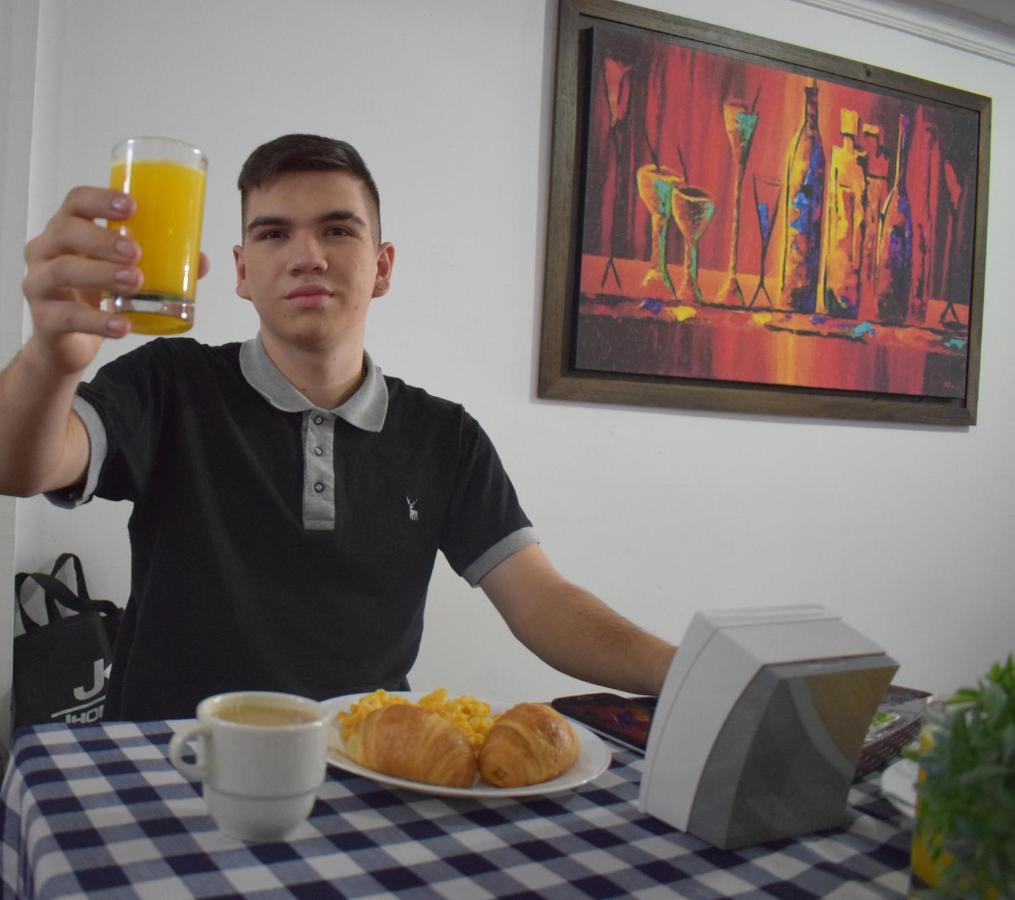 Hotel Avenida 3 Real En El Norte De Cali Ngoại thất bức ảnh